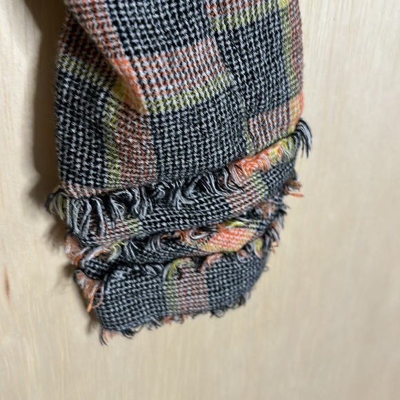 We the free running wild top. Medium - Picture 6 of 10